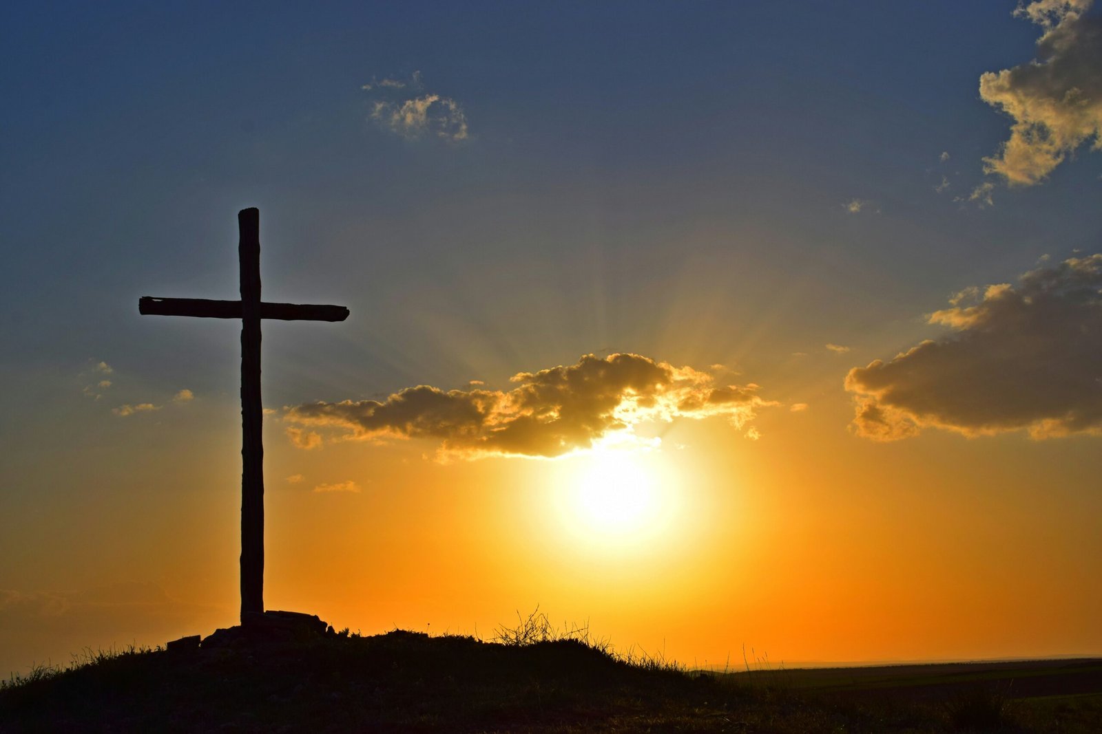A Mensagem da Cruz: O Amor Redentor de Deus